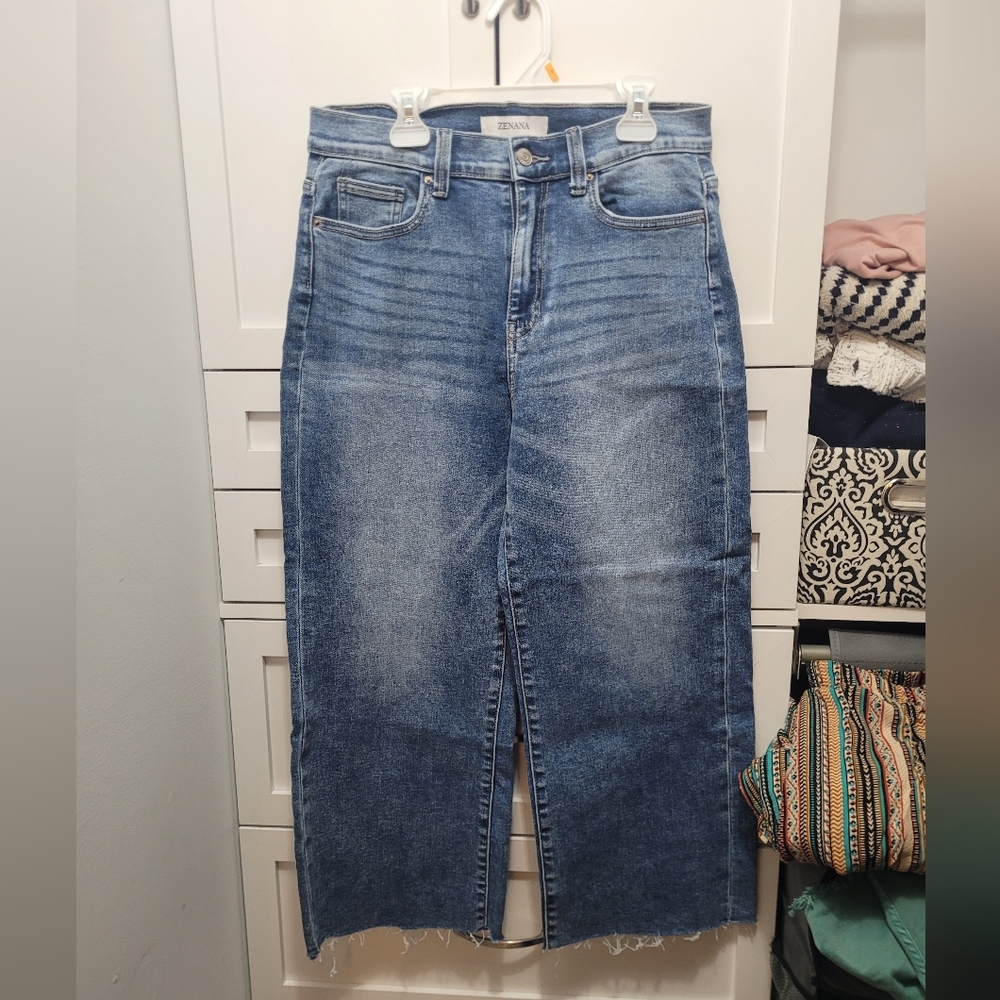 Zenana Croped wide leg Size